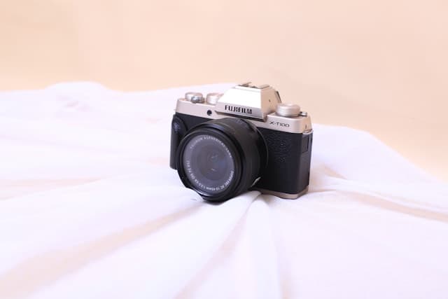 Fujifilm X-T5 Mirrorless Camera